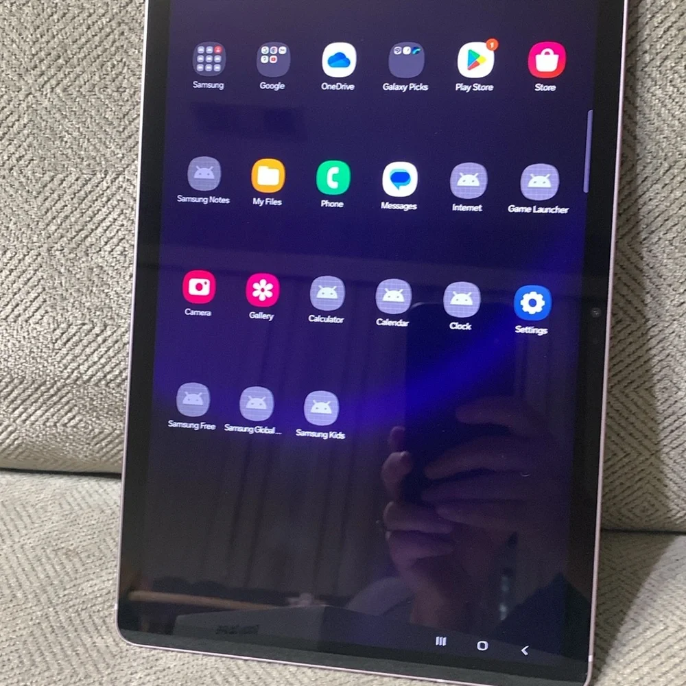 BRAND NEW 🔥 LAVENDER SAMSUNG GALAXY TAB S9 FE 128 GB 10.9 INCH WITH PEN 🔥